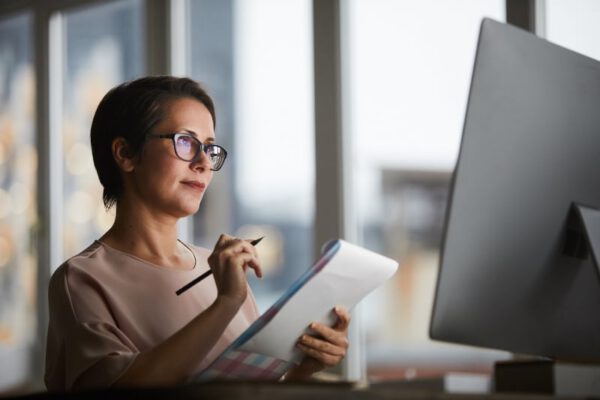Cách lên Search Engine Optimization (SEO) qua content strategy 7 Lựa chọn kênh truyền thông